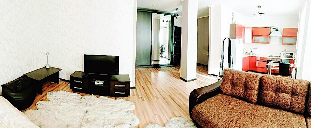 Apartment On Sauran Str Center Astaná Exterior foto